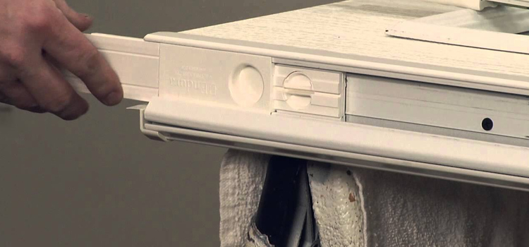 aluminum storefront door repair Holiday